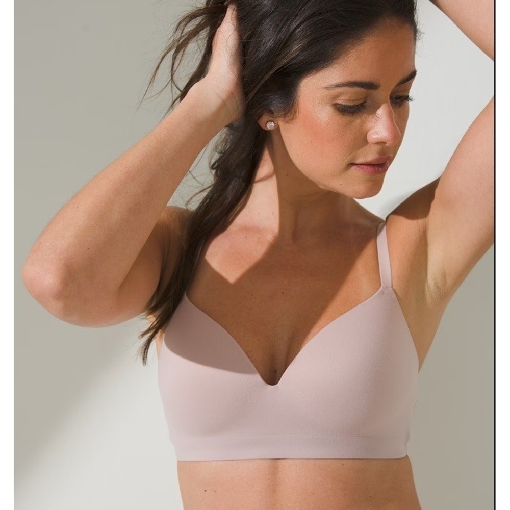 NWOT Soma 34DD Enbliss Wireless Light Pink Bra 120891